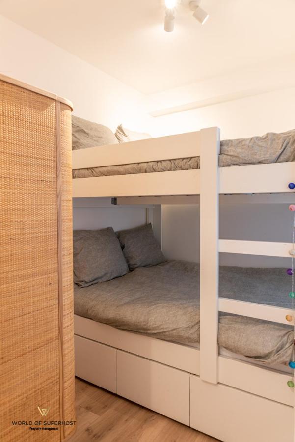 Modern Luxury Apartment With Free Parking Space In The City Center, Close To The Beach Ostend Exterior photo